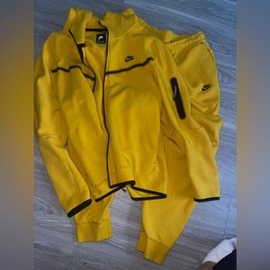 Nike tech men set